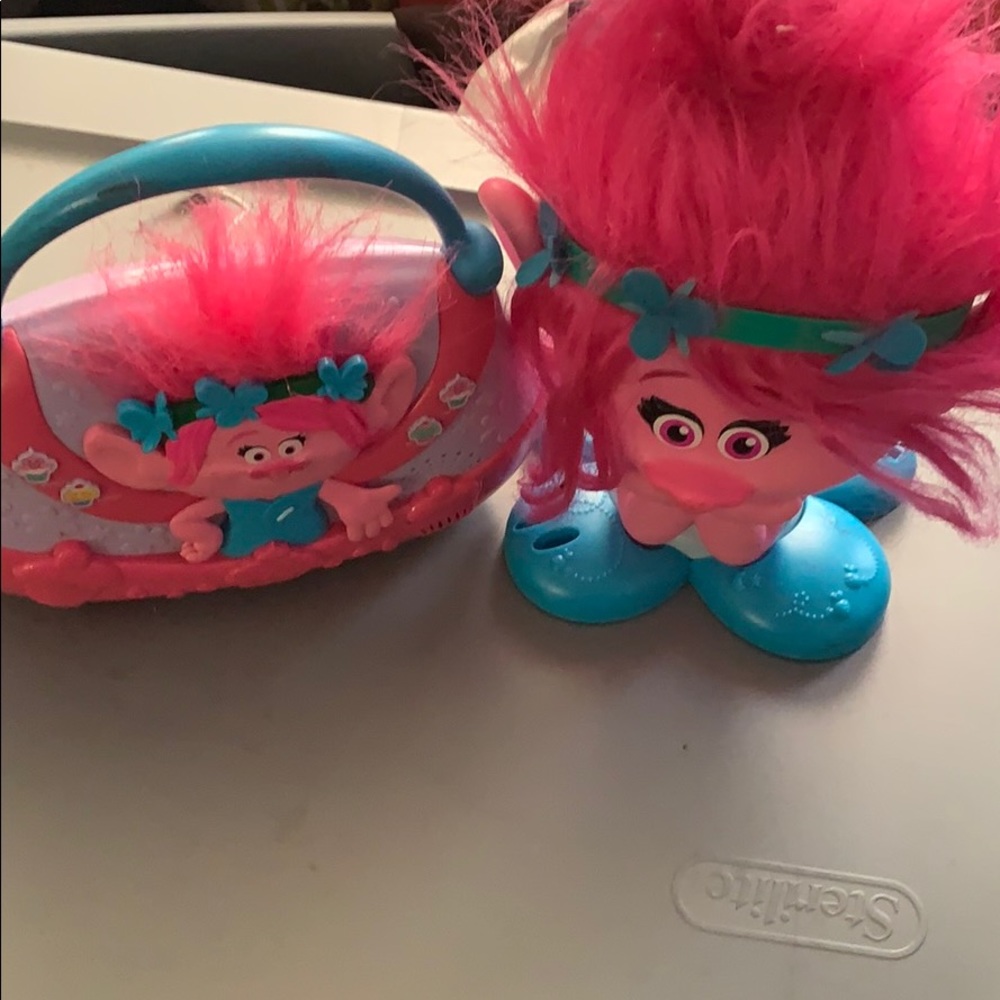 Toys Troll